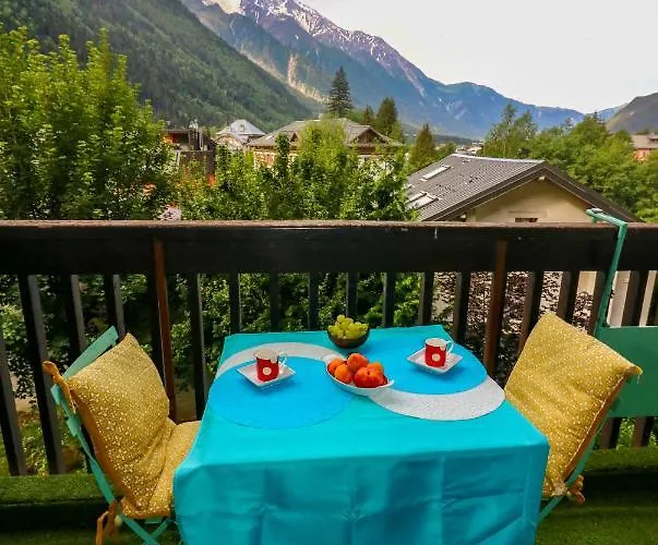 Centre, 51m2, Vue Mt Blanc, 2 A 6 Pers, 2 Balcons Apartment *